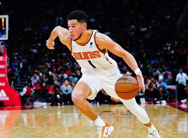 今晚西甲焦点战,夏洛特黄蜂迎来里程碑,信心回归,资深球员宣示担当